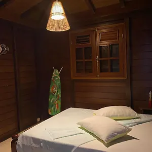 Le Ti Colibri Des îles De Tarare , Kahouanne Guadeloupe